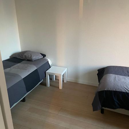 Apartment In Heart Of Brussel City With Balcony View المظهر الخارجي الصورة