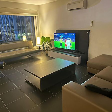 Apartment In Heart Of Brussel City With Balcony View المظهر الخارجي الصورة