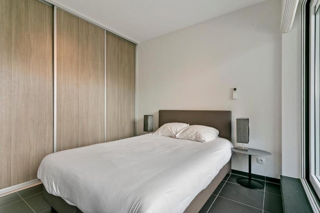 Apartment In Heart Of Brussel City With Balcony View المظهر الخارجي الصورة